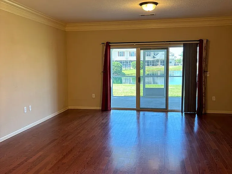 1101 Baldwin Rowe Cir — Photo 3