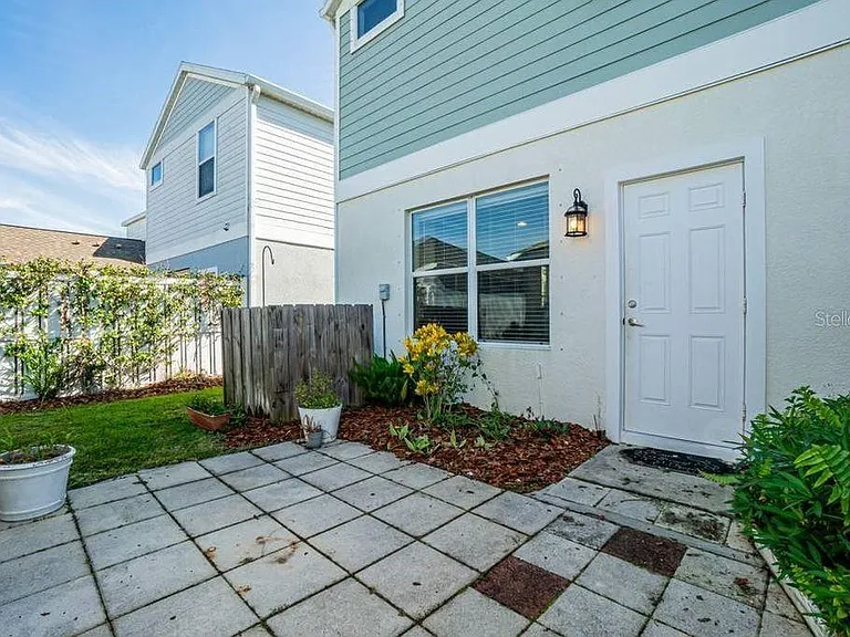 12512 Shimmering Oak Cir — Photo 17
