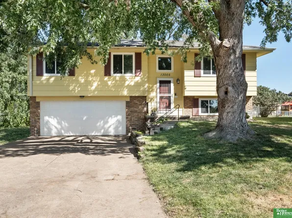 13005 Fowler Cir, Omaha, NE 68164