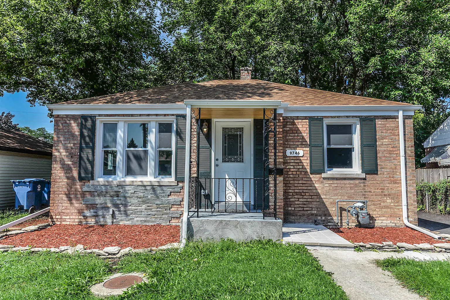 9746 Reeves Ct photo 1
