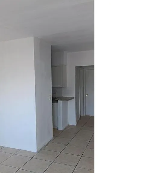 820 SW 2nd St #1 — Photo 3