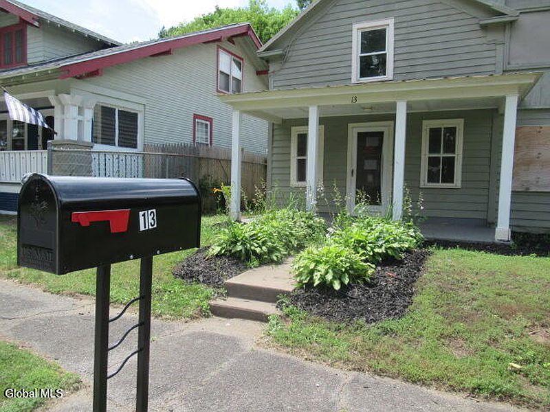 2nd image of 13 Melbourne Avenue