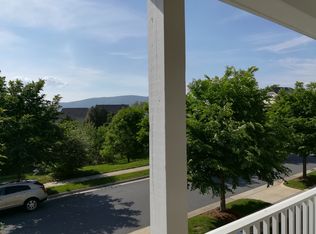 1489 Wickham Pond Dr, Charlottesville, VA 22903