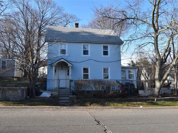 (undisclosed Address), Huntington Station, NY 11746