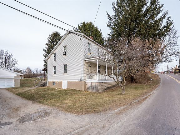 2nd image of 105 Pandora Rd