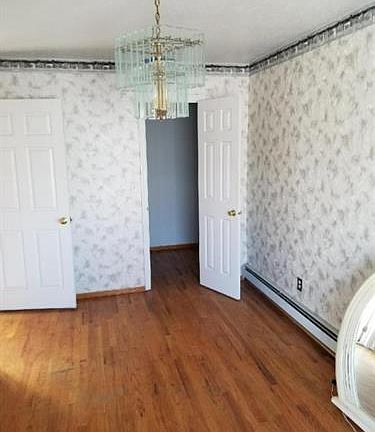 4th image of 118 Goodall St