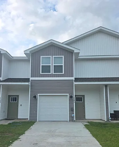 1306 Leeway Dr Photo 1