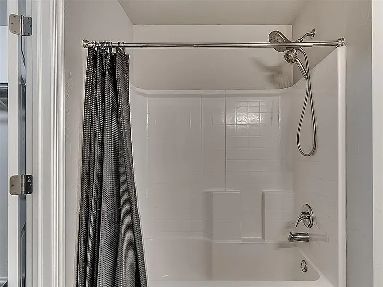 Master shower