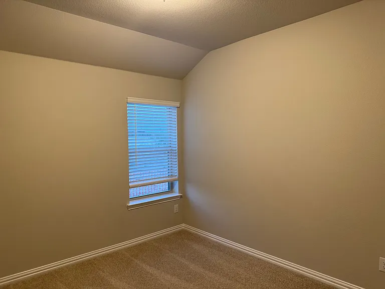 812 Birdie Dr — Photo 13