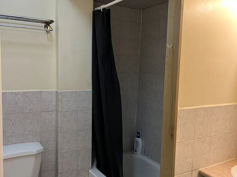 285 Oakwood Ave #2 — Photo 4