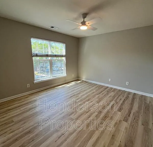 9032 Bishop Crest Ln — Photo 14