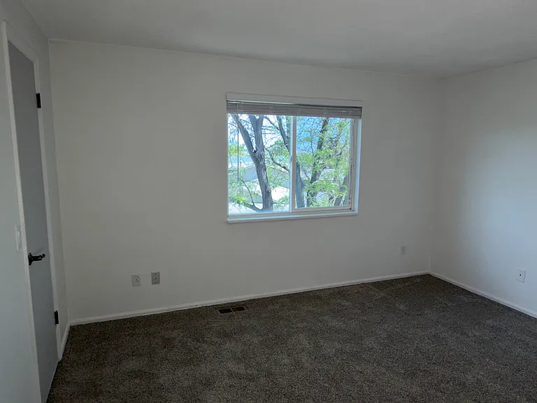 7644 S Holland Way — Photo 16