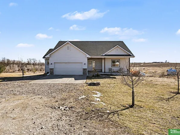 19971 S 172nd Plaza Cir, Springfield, NE 68059