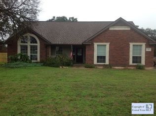 135 Robin Way, San Marcos, TX 78666