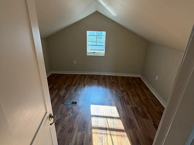 5124 Mary Ingles Hwy — Photo 17