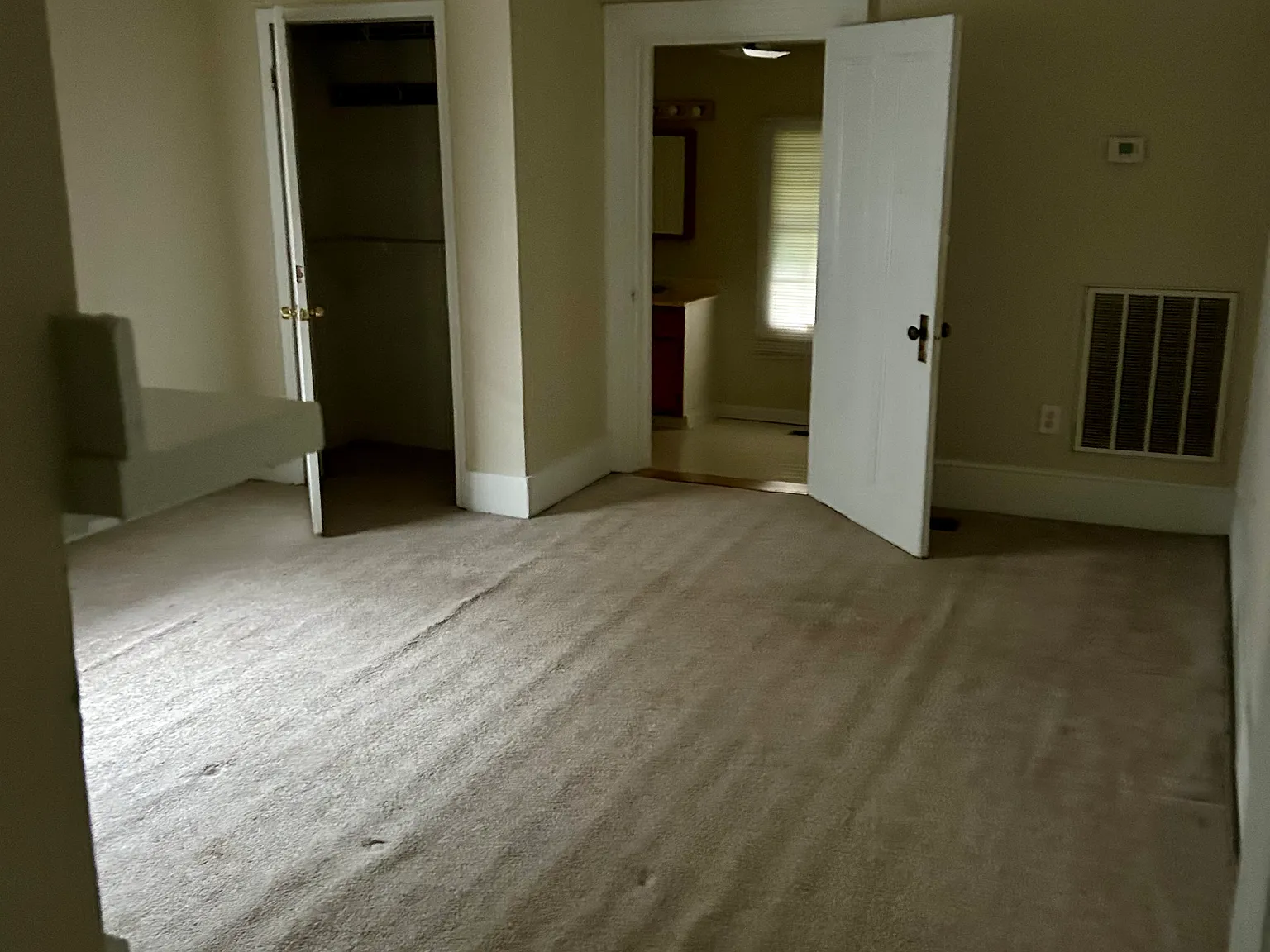 1 bed, 700 sqft, $600 — Photo 2