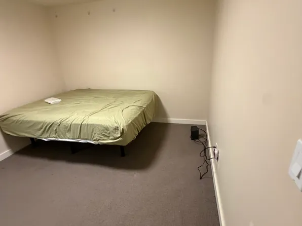 643 W Nickerson St Unit 1, Seattle, WA 98119