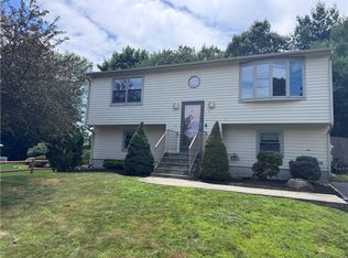 27 Brook St, West Warwick, RI 02893