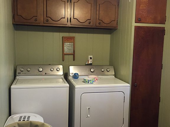 4th image of 220 W Lincoln St