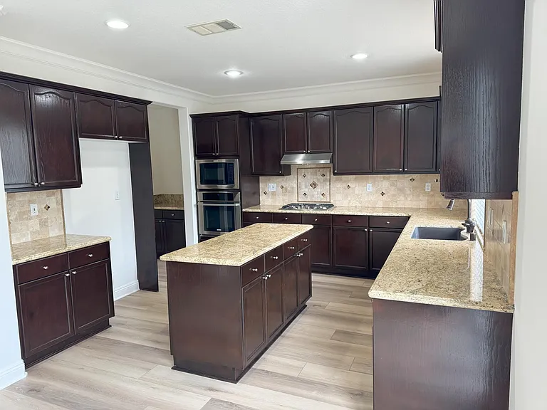 30434 Mallorca Pl — Photo 6
