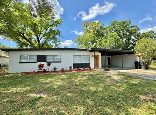 2210 Fontainebleau Dr, Orlando, FL 32808