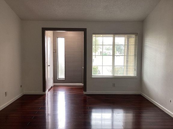 4th image of 7861 Orchard Woods Circle
