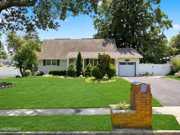 953 Ambassador Drive, Toms River, NJ 08753