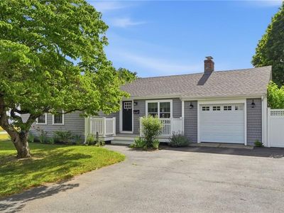336 Dover Ave, East Providence, RI, 02914