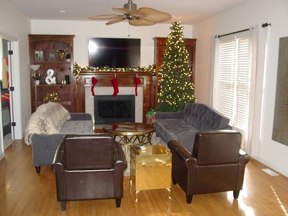 4th image of 4377 Brandywine Dr