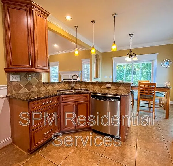 726 Wine Cellar Cir — Photo 10