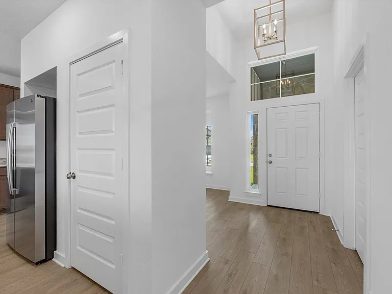 10602 Burgundy Berry Way — Photo 6