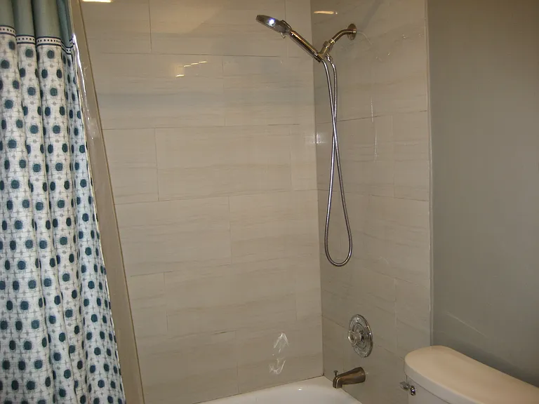 Scanlon Dr — Photo 12