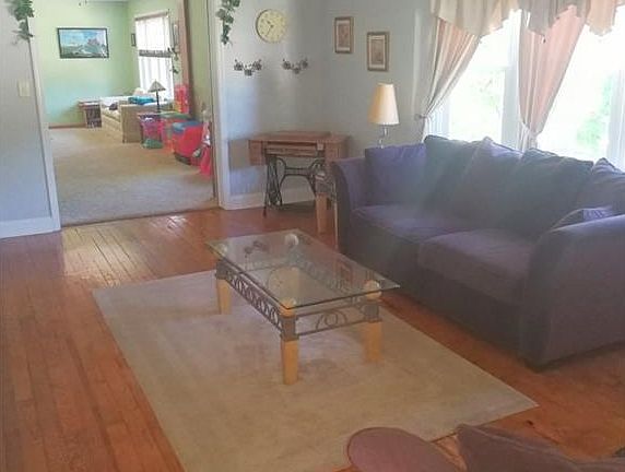 3rd image of 503 Washington Ave