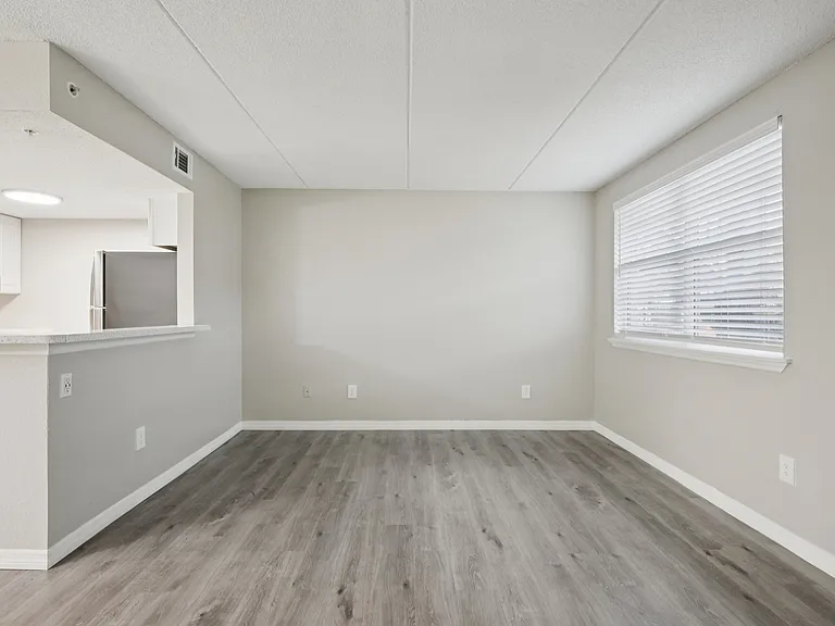 Serenity Lake Apartments — Photo 34