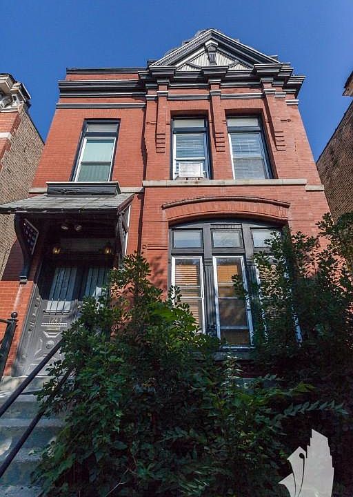 1st image of 1233 N Damen Ave