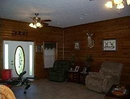 2nd image of 450 Oilfield Cutoff Rd
