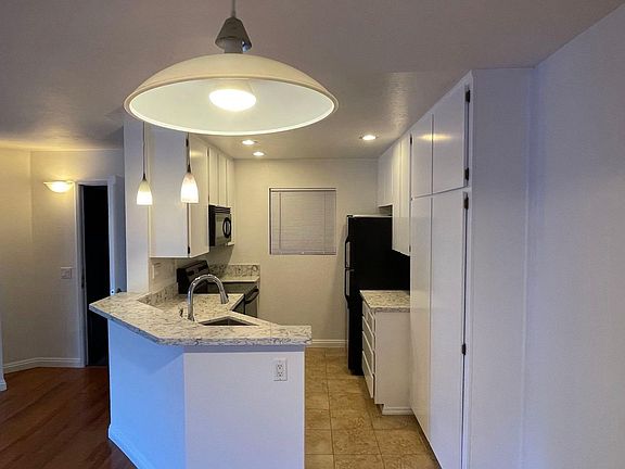 5th image of 9771 Mesa Springs Way Unit 109