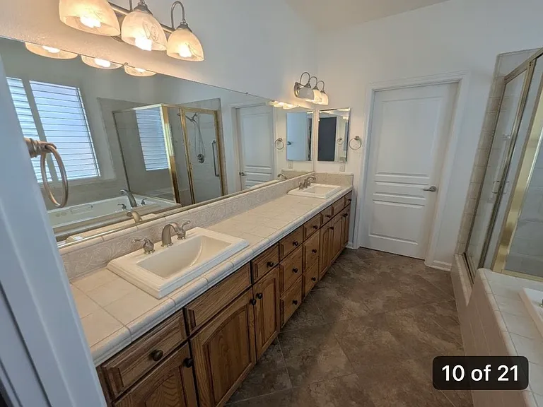 884 Wagon Wheel Ln — Photo 4