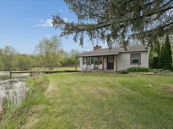 26701 W Karen Dr, Wauconda, IL 60084