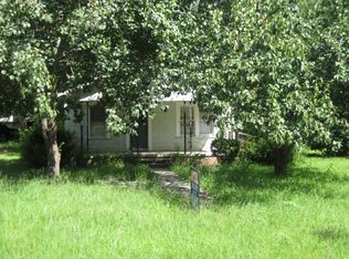 409 N Tillman St, Glennville, GA 30427