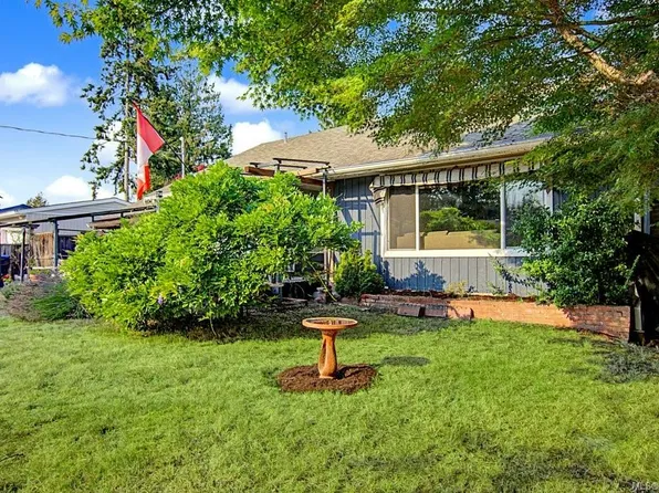 402 Young St, Parksville, BC V9P 1C3