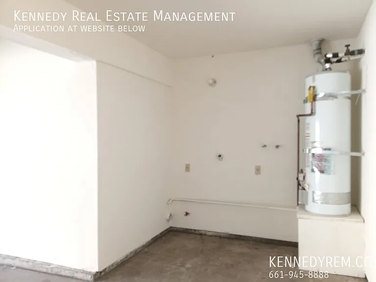 1645 Cactus Dr #B — Photo 13
