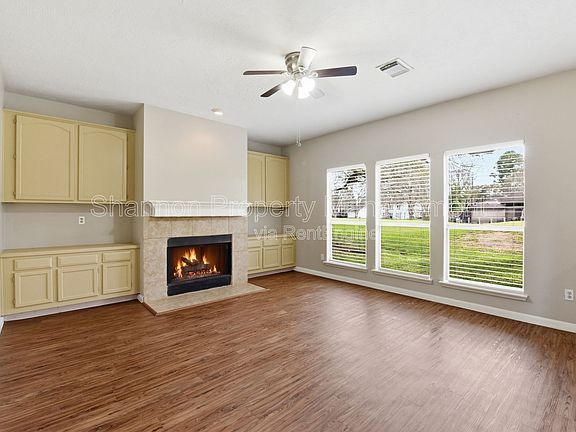 5th image of 3327 Shady Glen Ln