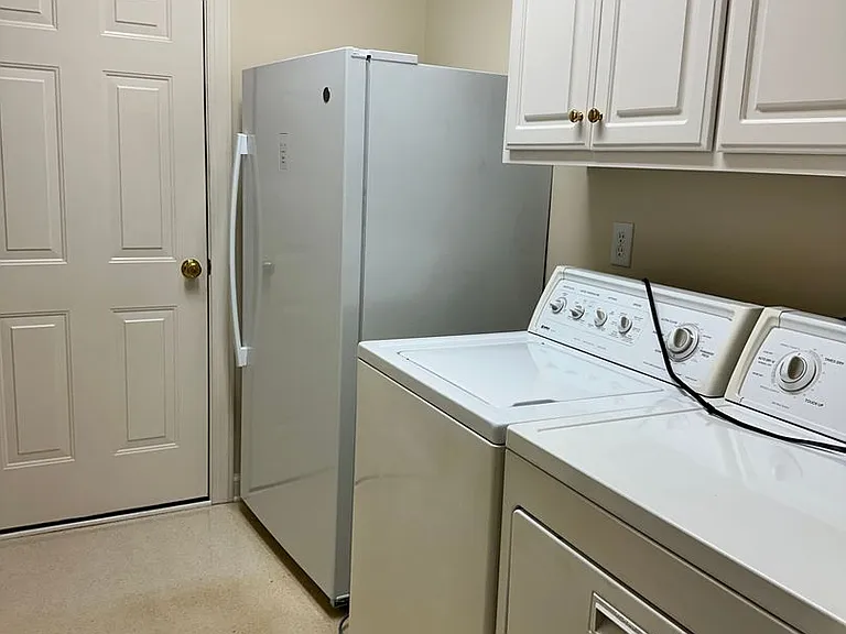 105 Cedar Rock — Photo 17