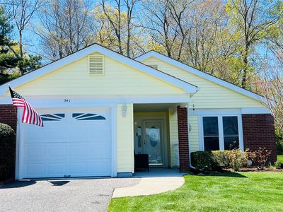 541 Stratford Lane, Ridge, NY, 11961