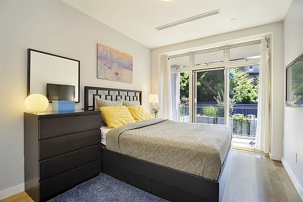 Sold by Corcoran | media 22