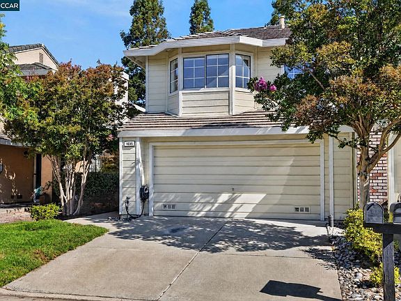 2nd image of 1035 Pinehurst Ct