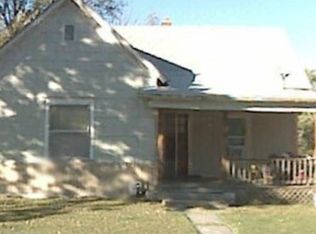 1017 W Chestnut St, Carthage, MO 64836