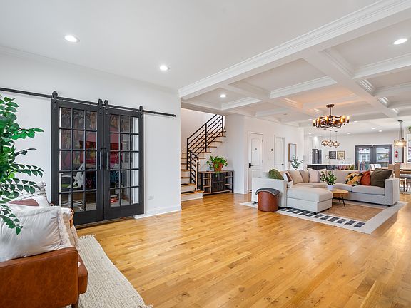 5th image of 2514 Harvey Ave
