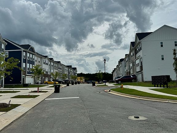 View of the neighborhood